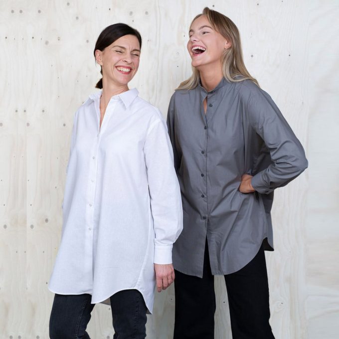 two models in white and grey versions of THE ASSEMBLY LINE Oversized Shirt